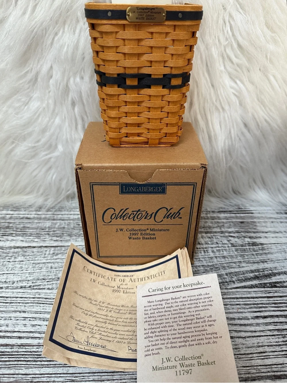 *6 signatures* Longaberger JW Collection Miniature 1997 Waste Basket new in box